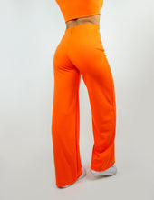Cargar imagen en el visor de la galería, Pantalón Martina | Naranja neón