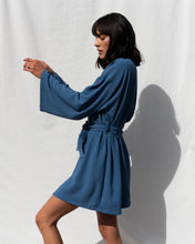 Cargar imagen en el visor de la galería, Helena Cover up | Azul Acero